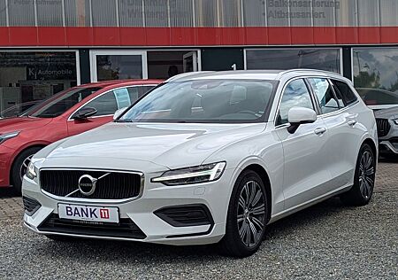 Volvo V60 2.0 T4 Momentum Pro AUTOMATIK T-LEDER KEY-GO