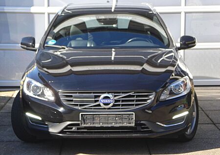 Volvo V60 D4 Summum Aut. Leder Kamera Navi