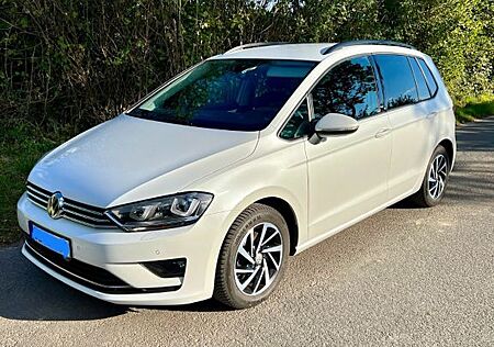 VW Golf Sportsvan Volkswagen 2.0 TDI SOUND BMT SOUND