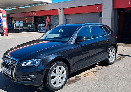 Audi Q5 2.0 TDI DPF 105kW quattro -