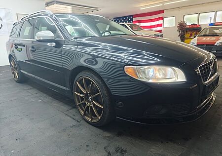 Volvo V70 3.2 Summum AWD 3.2 Leder Xenon AHK