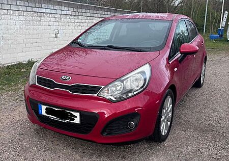 Kia Rio 1.2 Dream Team Edition