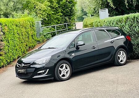 Opel Astra J Sports Tourer Active|NAVI|TEMPOM|AHK|SHZ