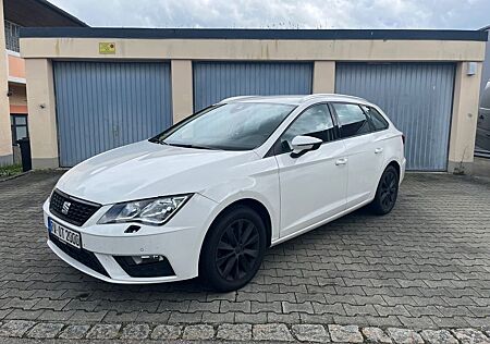 Seat Leon ST 1.6TDI Automatik/Digital/LED/Navi/C