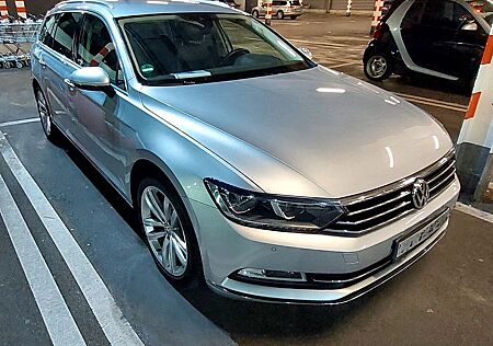 VW Passat Variant Volkswagen 2.0 TDI SCR 140kW DSG 4M Highline