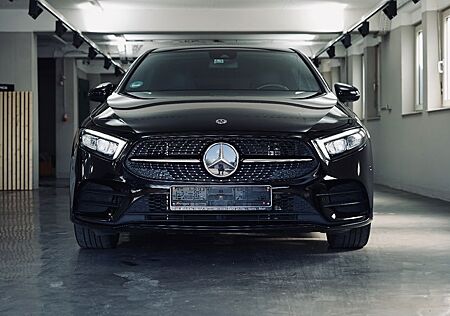 Mercedes-Benz A 250 A 250e Edition AMG-line NAV SHZ LED MBUX Night
