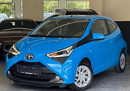 Toyota Aygo (X) Aygo -play club.Automatik.Navi.Kamera.1Han