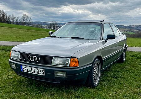 Audi 80 quattro 2.0 E / neue reifen / kein Rost