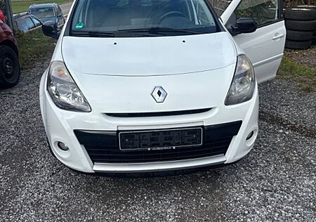 Renault Clio Grandtour Night & Day