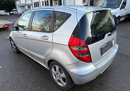 Mercedes-Benz A 200 CDI Avantgarde*SHZ*PDC*Klima*TÜV*8-Fach*
