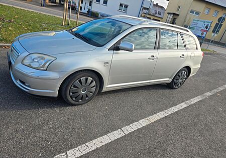 Toyota Avensis 2.0 D-4D C C