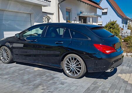 Mercedes-Benz CLA 200 Shooting Brake CLA 200 Urban Shootin...