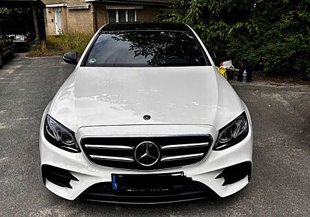 Mercedes-Benz E 220 d AMG Line Autom. AMG Line