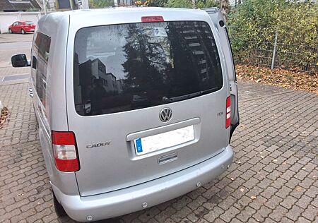 VW Caddy Volkswagen 1,6TDI 75kW DSG BMT Roncalli Edit...