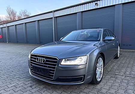 Audi A8 3.0 TDI / MATRIX / Schiebedach / Kamera /20"