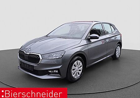 Skoda Fabia 1.0 TSI Selection LED RFK PDC