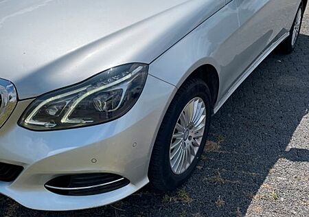 Mercedes-Benz E 250 E -Klasse T-Modell BlueEfficiency