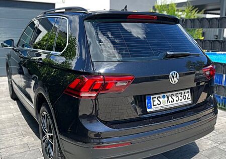 VW Tiguan Volkswagen 2.0 TDI SCR DSG BMT Highline FESTPREIS