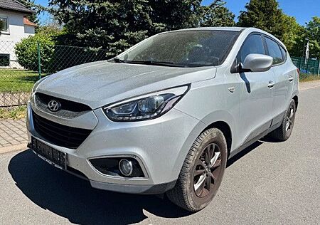 Hyundai ix35 FIFA World Cup Edition 2WD , AHK