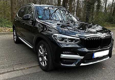 BMW X3 xDrive30d xLine AT xLine HUD, Leder, LED