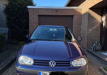 VW Golf Volkswagen 4 TÜV bis 03/27