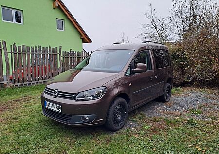 VW Caddy Volkswagen 2.0 4x4, AHK, Höherlegung, techn. TOP