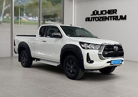Toyota Hilux 2.4 Automatik Extra Cab, 2.Hand, AHK 3500