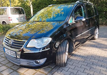 VW Touran Volkswagen 2.0 TDI 125 kW DSG DPF Highline Highline