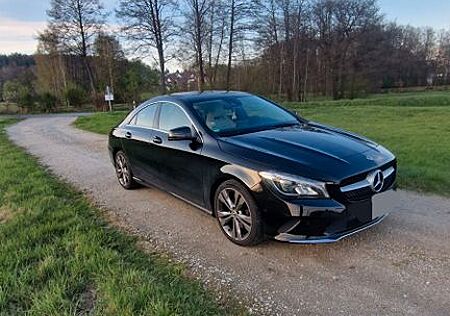 Mercedes-Benz CLA 180 -coupe