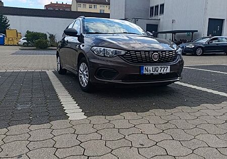 Fiat Tipo 1.4 16V LOUNGE LOUNGE