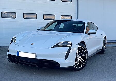 Porsche Taycan | 2 Jahre Approved | Inkl. Winterfelgen