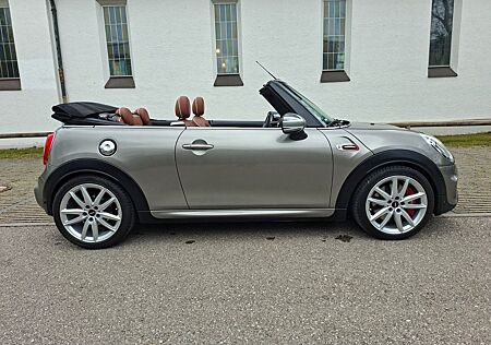 MINI JCW ,  DAB, LED, ACC, Cam, HuD, keyless,
