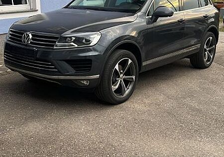 VW Touareg Volkswagen V6 TDI BMT/ AHK, Leder, 20 " Alu