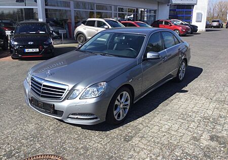 Mercedes-Benz E 200 E -Klasse Lim. CGI 8fach bereift