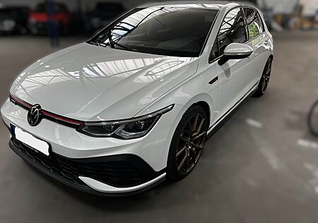 VW Golf Volkswagen 8 - 2.0 GTI Clubsport -PERLMUTTWEISS-HARMAN