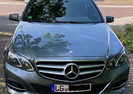 Mercedes-Benz E 220 BlueTEC 4MATIC T AVANTGARDE Autom. AVA...