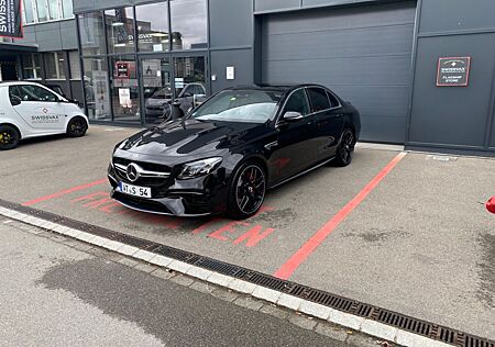 Mercedes-Benz E 63 AMG Mercedes-AMG E 63 S 4MATIC+ Autom. ...