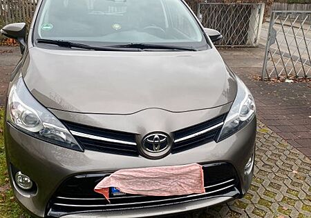 Toyota Verso 1.8l Valvematic Edition-S 5-Sitzer Edi...