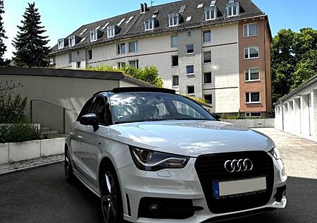 Audi A1 Sportback 1.4 Automatik mit Schiebedach