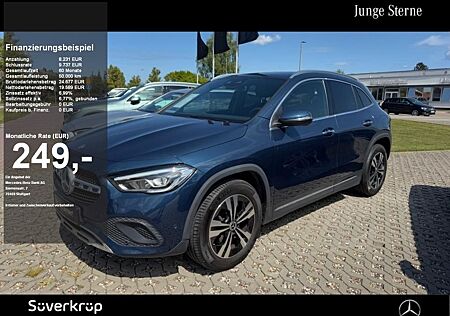 Mercedes-Benz GLA 200 PROGRESSIVE SPUR AHK KAMERA PDC SHZ
