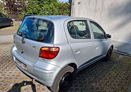 Toyota Yaris 1.4 D-4D -