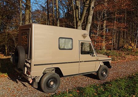 Mercedes-Benz G 230