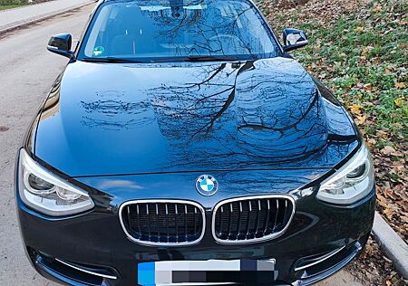 BMW 118i Sport Line / TÜV / Bi-Xenon / M-Fahrwerk