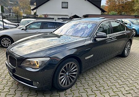 BMW 750i 750 Baureihe 7 180-GRAD KAMERA SOFT-CLOSE