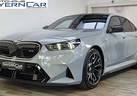 BMW M5 AHK Sitzlüftung B&W ACC MultiSeats CarbonExt.