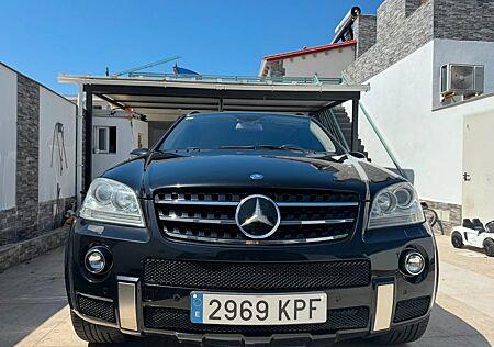 Mercedes-Benz ML 63 AMG 4MATIC AMG