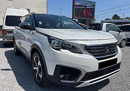 Peugeot 5008 CROSSWAY ALU/NAVI/Kam180°/7Sitze/ZR neu!