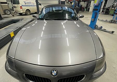 BMW Z4 2.2i CABRIO ROADSTER LEDER NAVI TÜV NEU