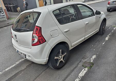 Dacia Sandero 1.2 16V 75 Ambiance Ambiance