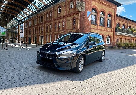 BMW 2er 220d Gran Tourer xDrive Steptronic Advan...